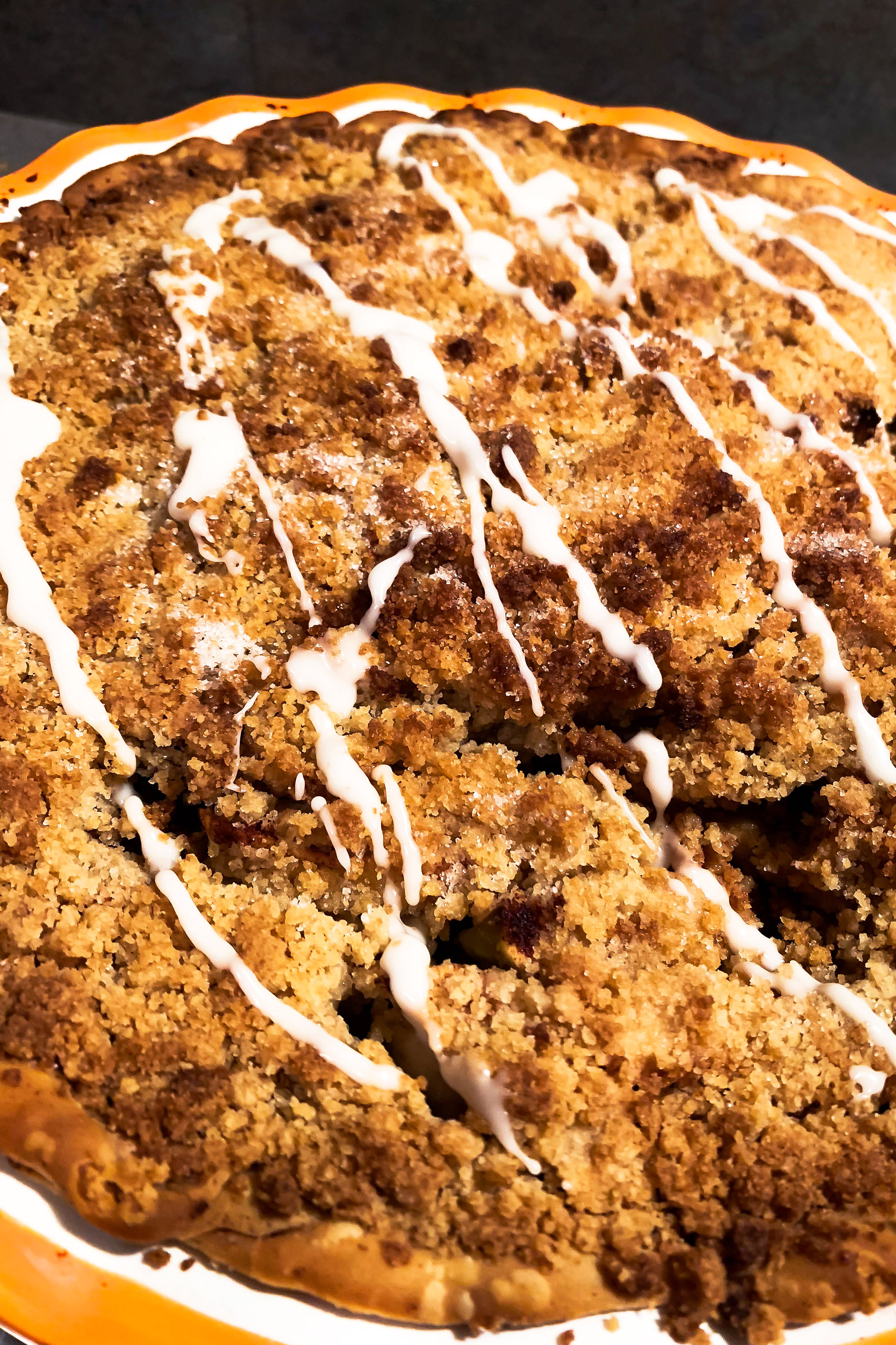 Thanksgiving Must-Have Recipe: Cinnamon Roll Dutch Apple Pie
