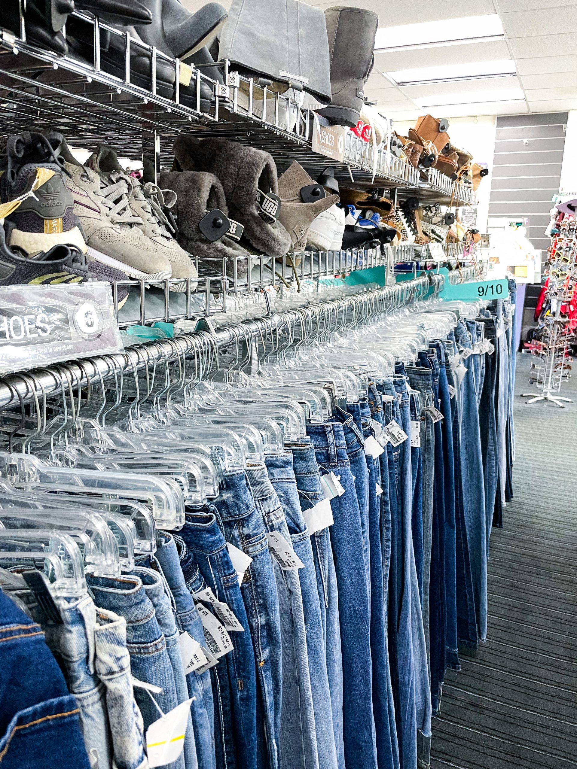 The Difference Between Buy-Sell-Trade, Thrift, and Consignment
